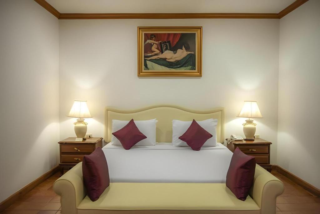 Lido Beach Hotel Pattaya Exterior photo
